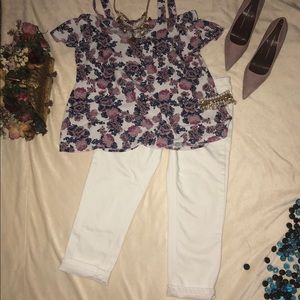 Cute off shoulder strap floral top